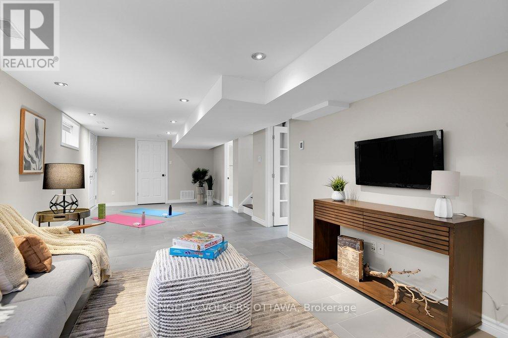 863 Duberry Street, Ottawa, Ontario K2A 3T2 - Photo 25 - X12995240