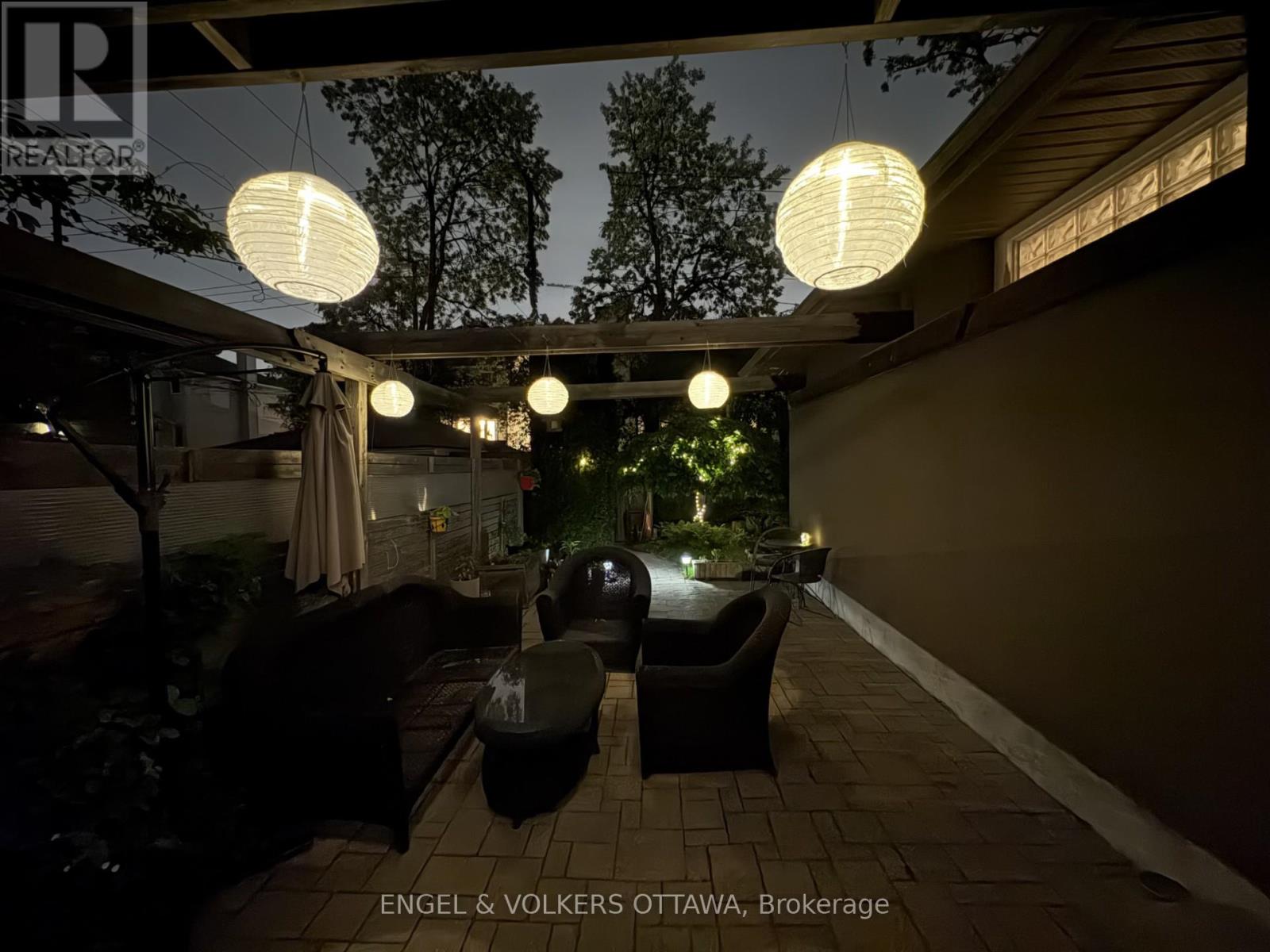 863 Duberry Street, Ottawa, Ontario K2A 3T2 - Photo 33 - X12995240