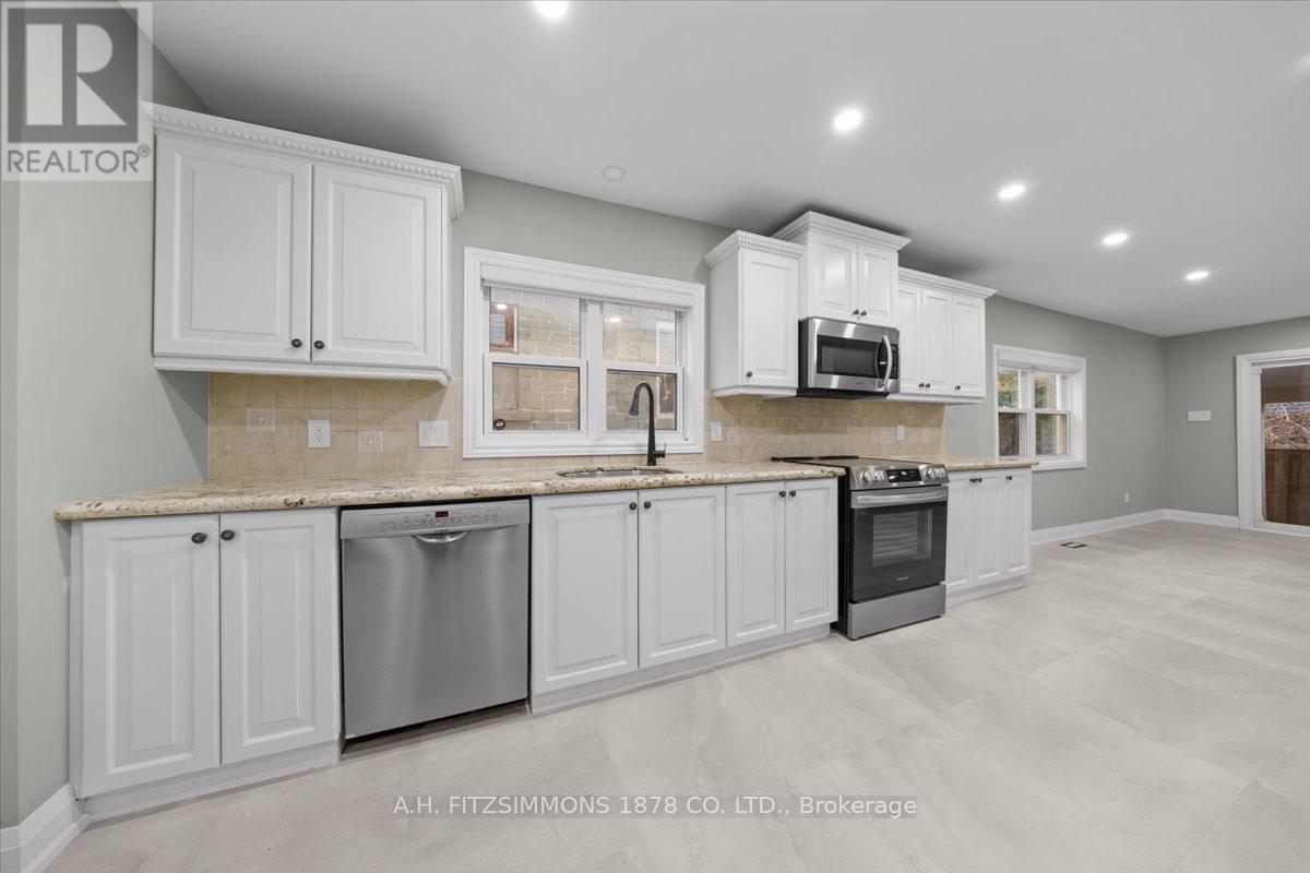 50 Putman Avenue, Ottawa, Ontario K1M 1Z3 - Photo 9 - X12995332