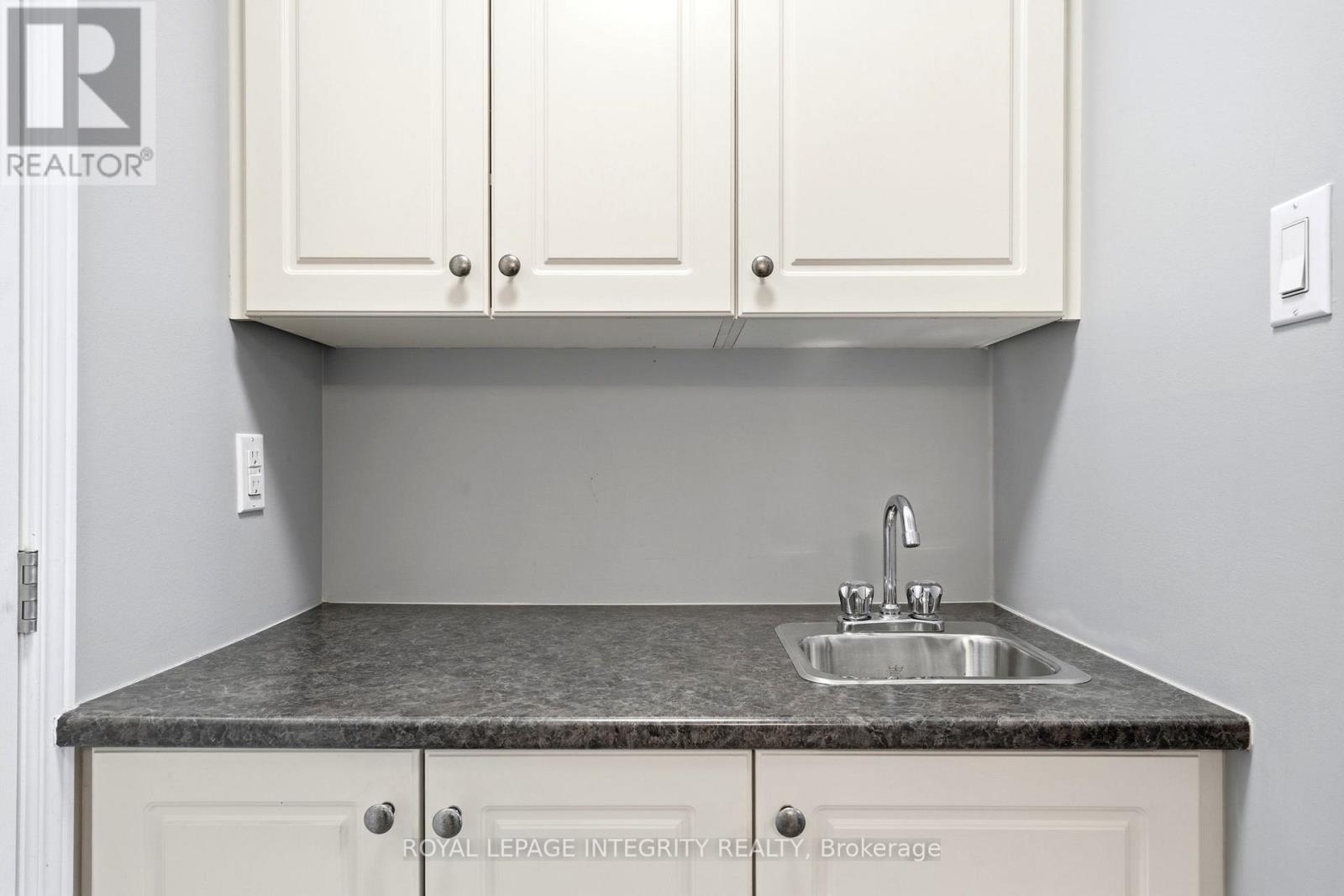 2720 Grand Canal Street, Ottawa, Ontario K2J 0T1 - Photo 10 - X12995340