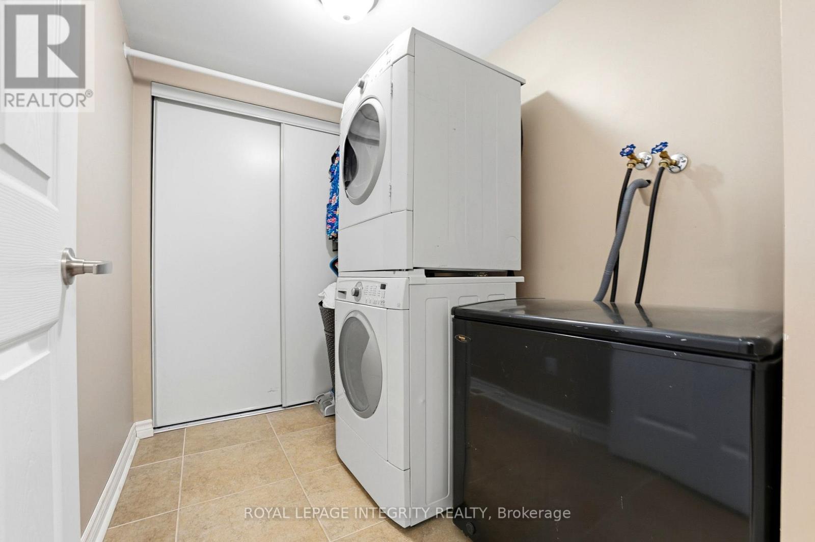 2720 Grand Canal Street, Ottawa, Ontario K2J 0T1 - Photo 11 - X12995340