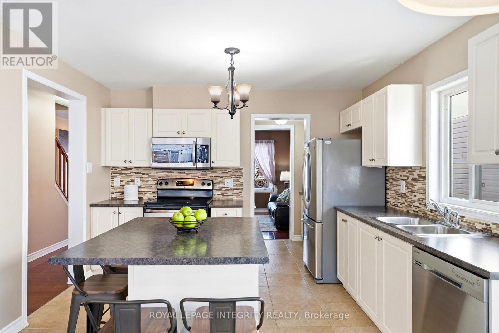 2720 Grand Canal Street, Ottawa, Ontario K2J 0T1 - Photo 18 - X12995340