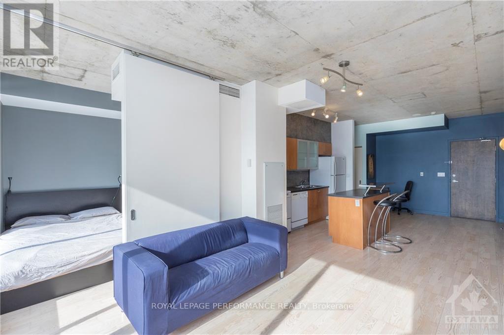 812 - 383 Cumberland Street, Ottawa, Ontario K1N 1J7 - Photo 4 - X12995384