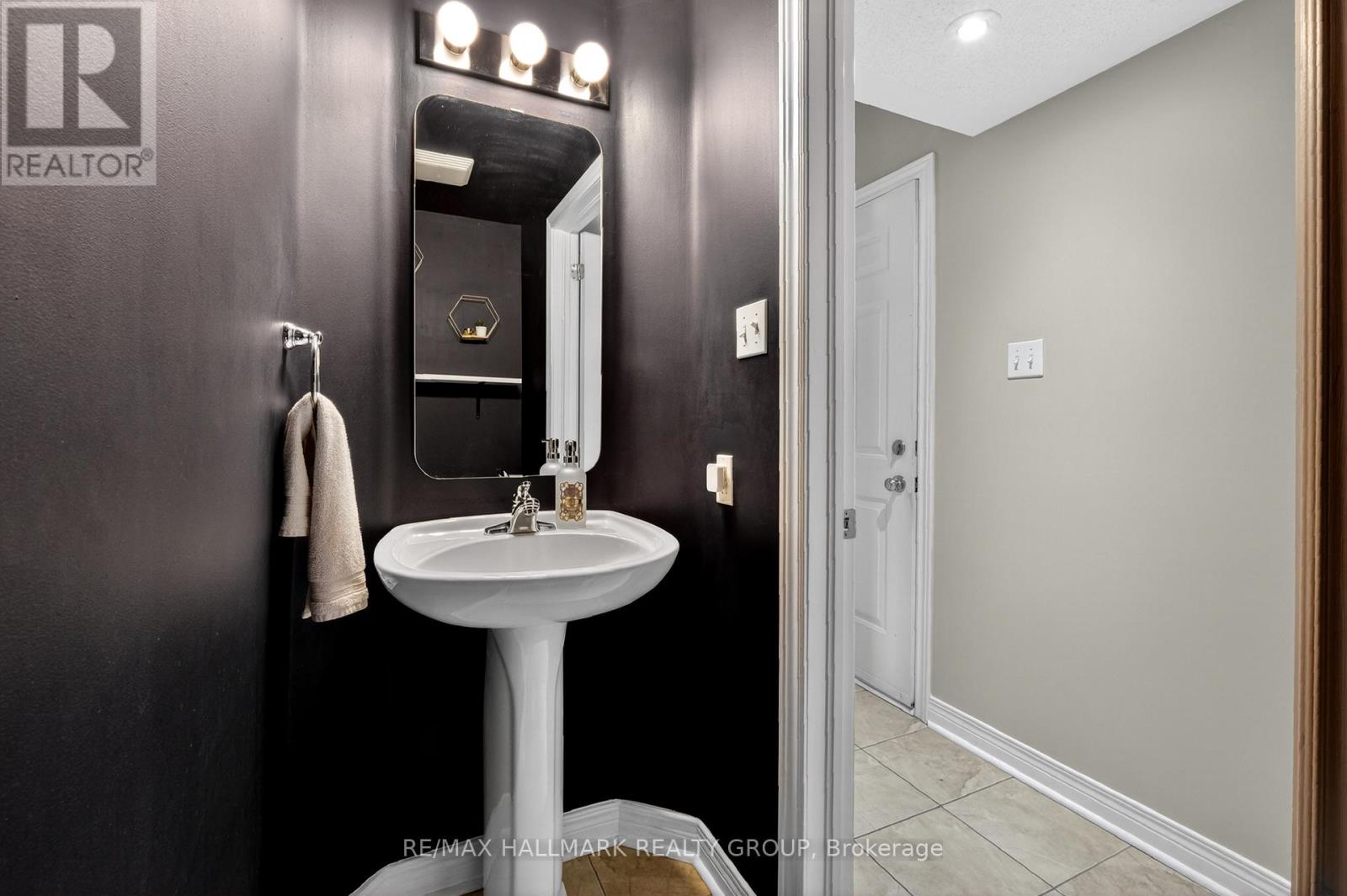 2041 Cherington Crescent, Ottawa, Ontario K4A 4Z9 - Photo 16 - X12995434