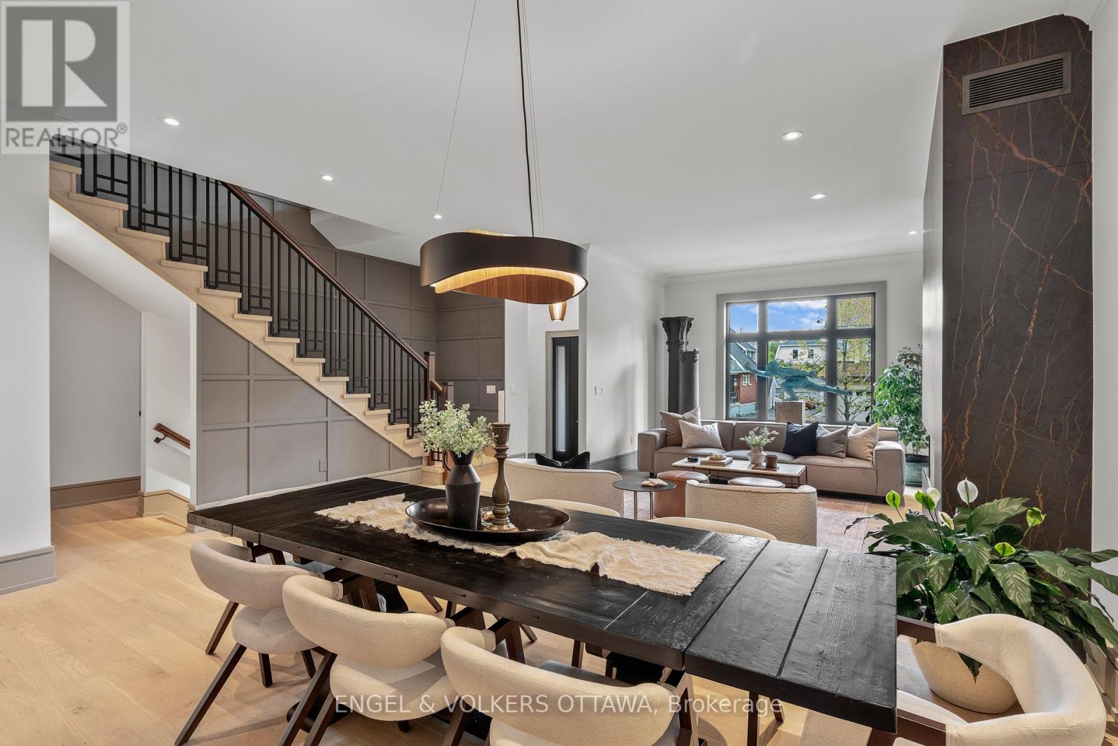 37 Clarendon Avenue, Ottawa, Ontario  K1Y 0P3 - Photo 10 - X12995444