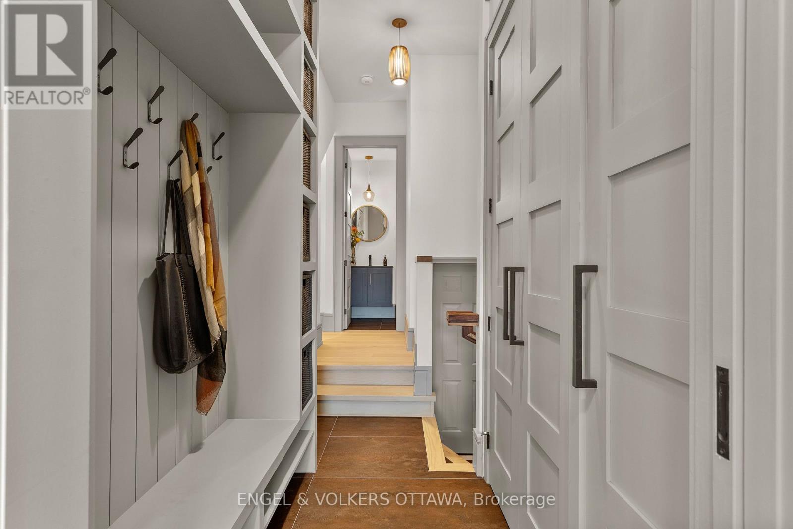 37 Clarendon Avenue, Ottawa, Ontario  K1Y 0P3 - Photo 5 - X12995444