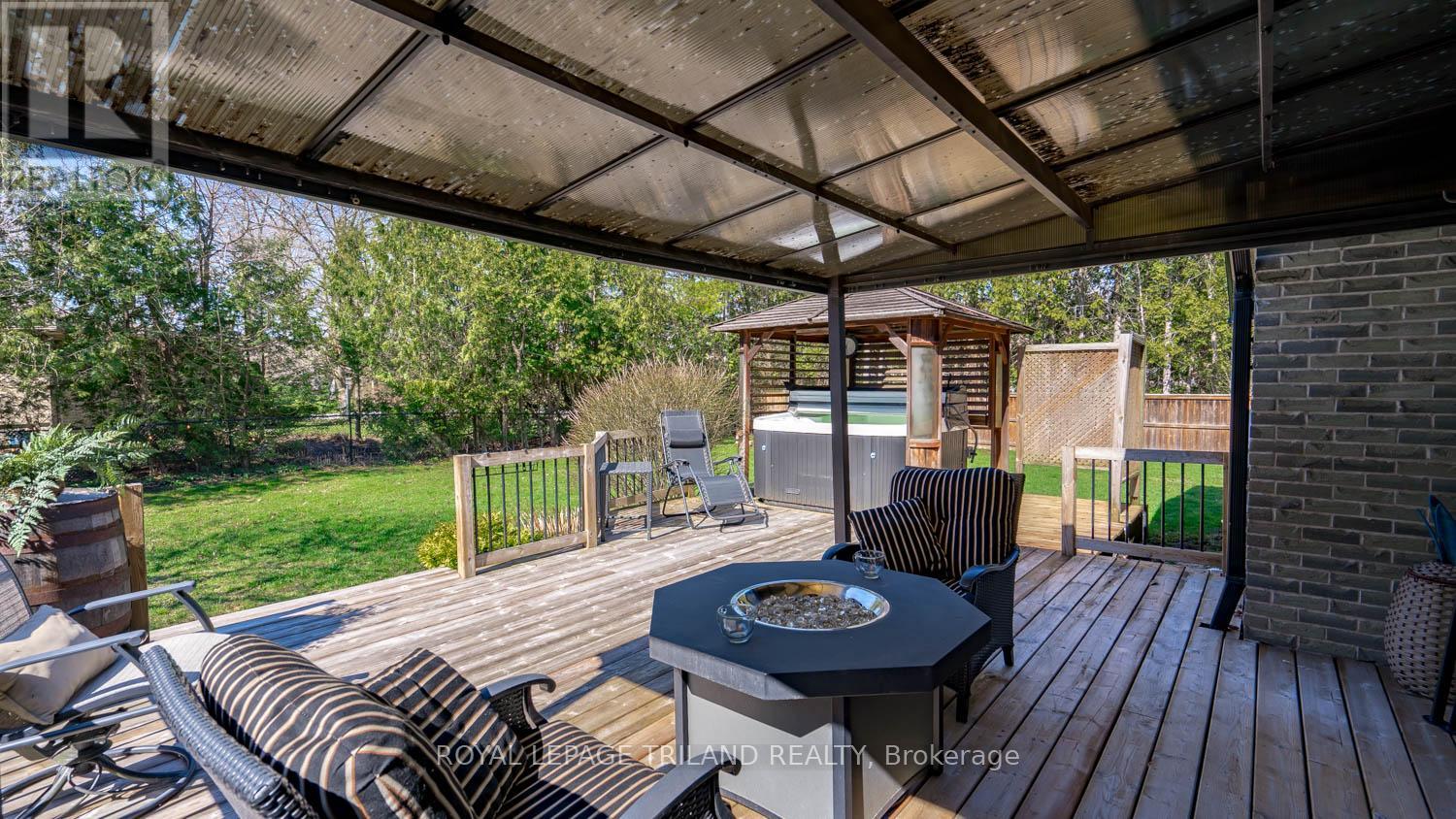 74 Kilworth Park Drive, Middlesex Centre, Ontario  N0L 1R0 - Photo 37 - X12995208