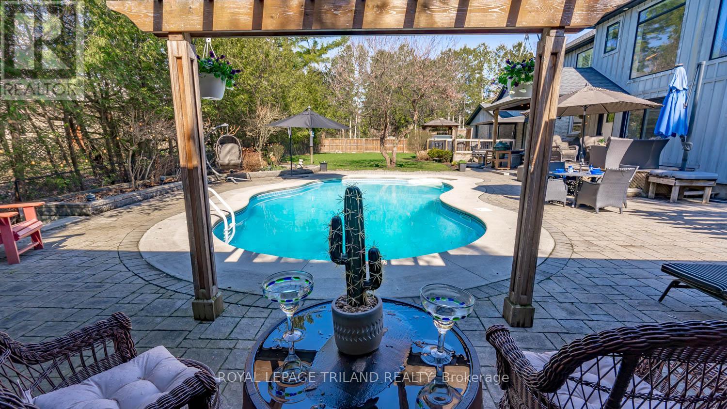 74 Kilworth Park Drive, Middlesex Centre, Ontario  N0L 1R0 - Photo 41 - X12995208