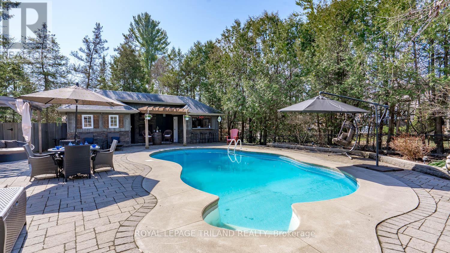 74 Kilworth Park Drive, Middlesex Centre, Ontario  N0L 1R0 - Photo 43 - X12995208