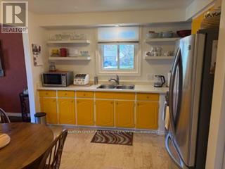 9 Willowdale Place, Chatham-Kent, Ontario  N7L 4N9 - Photo 6 - X12995360