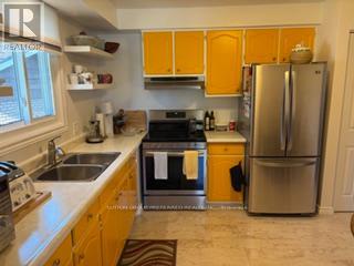 9 Willowdale Place, Chatham-Kent, Ontario  N7L 4N9 - Photo 7 - X12995360