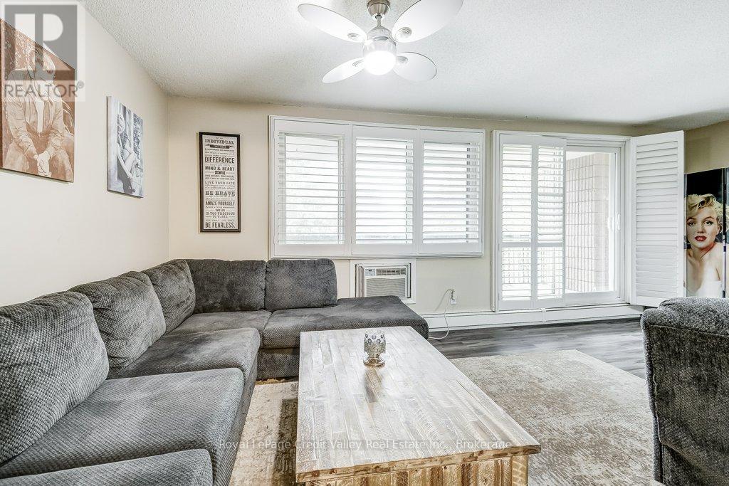 302 - 6 Shettleston Drive, Cambridge, Ontario  N3H 5E7 - Photo 14 - X12995256