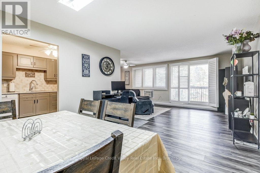 302 - 6 Shettleston Drive, Cambridge, Ontario  N3H 5E7 - Photo 8 - X12995256