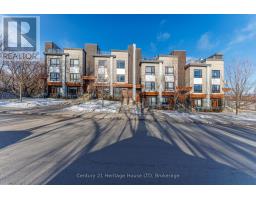 8 - 39 ROBINSON STREET N, Grimsby, Ontario