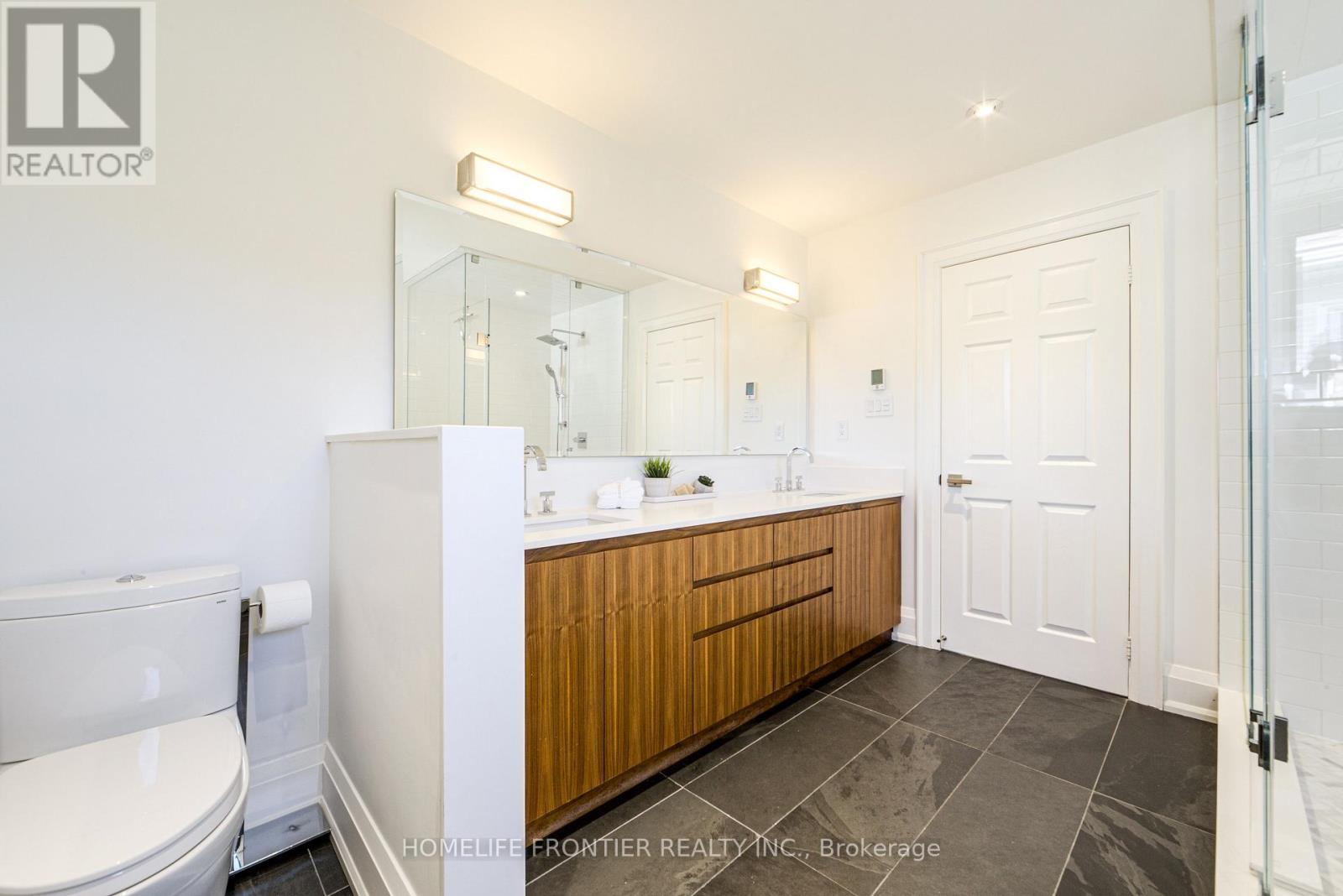 126 Forecastle Road, Vaughan, Ontario  L4K 5H7 - Photo 21 - N12989444