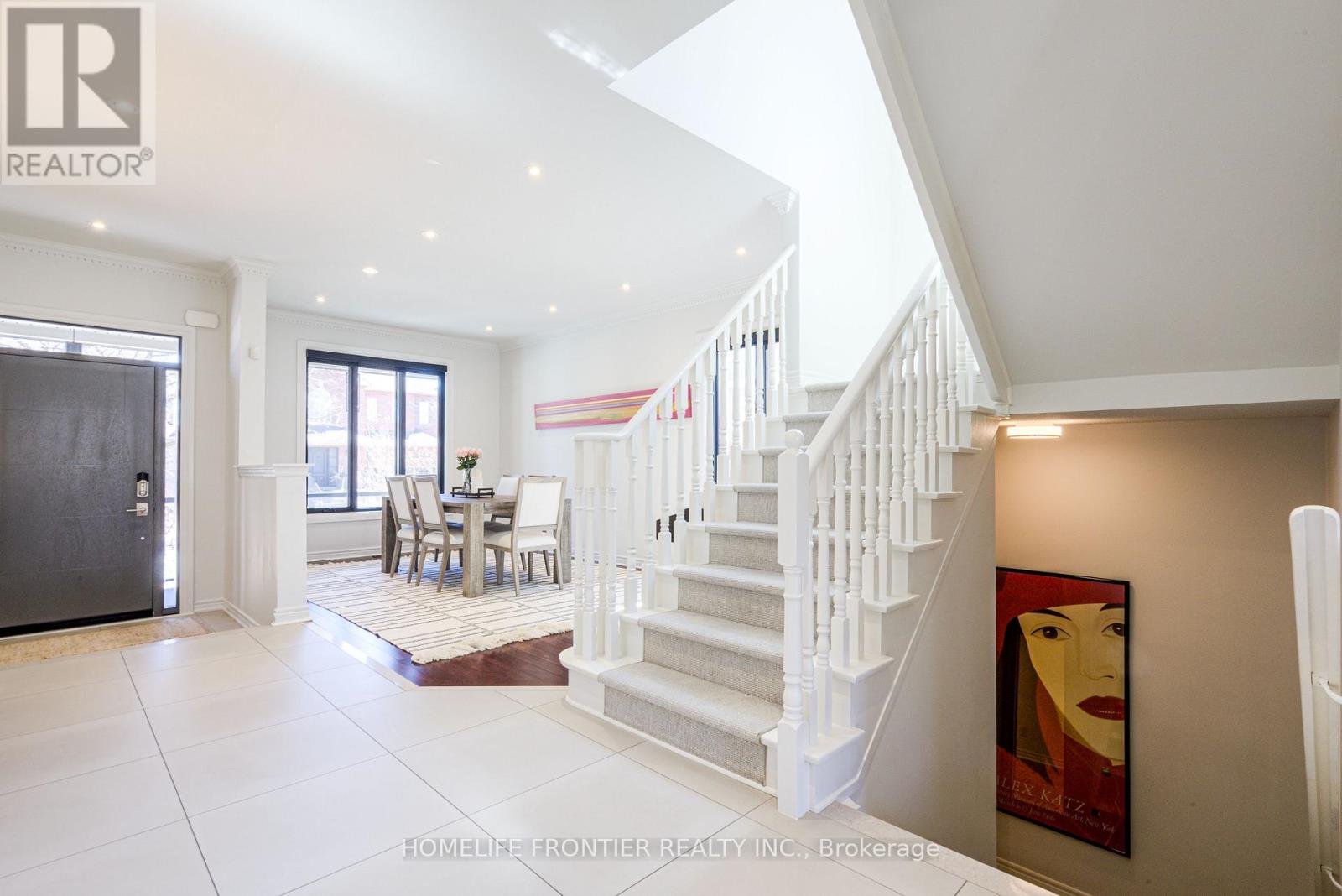 126 Forecastle Road, Vaughan, Ontario  L4K 5H7 - Photo 4 - N12989444