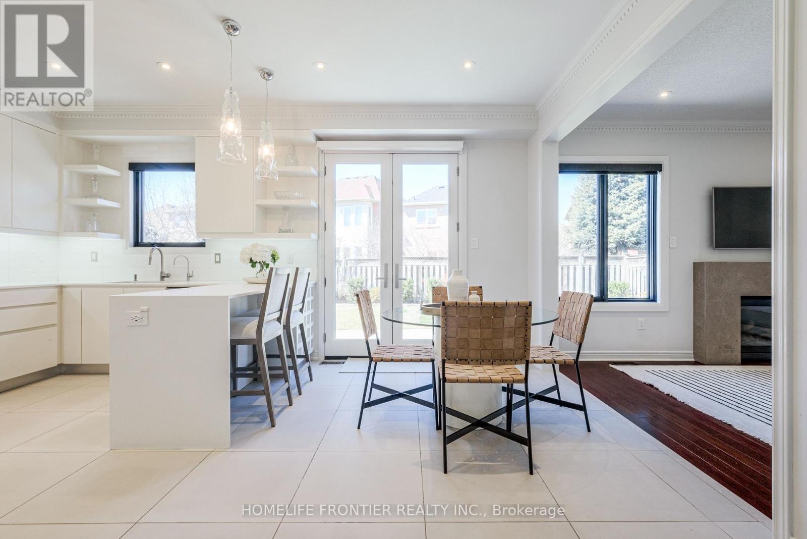 126 Forecastle Road, Vaughan, Ontario  L4K 5H7 - Photo 6 - N12989444