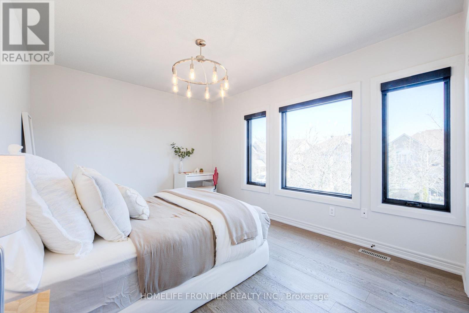 126 Forecastle Road, Vaughan, Ontario  L4K 5H7 - Photo 23 - N12989444