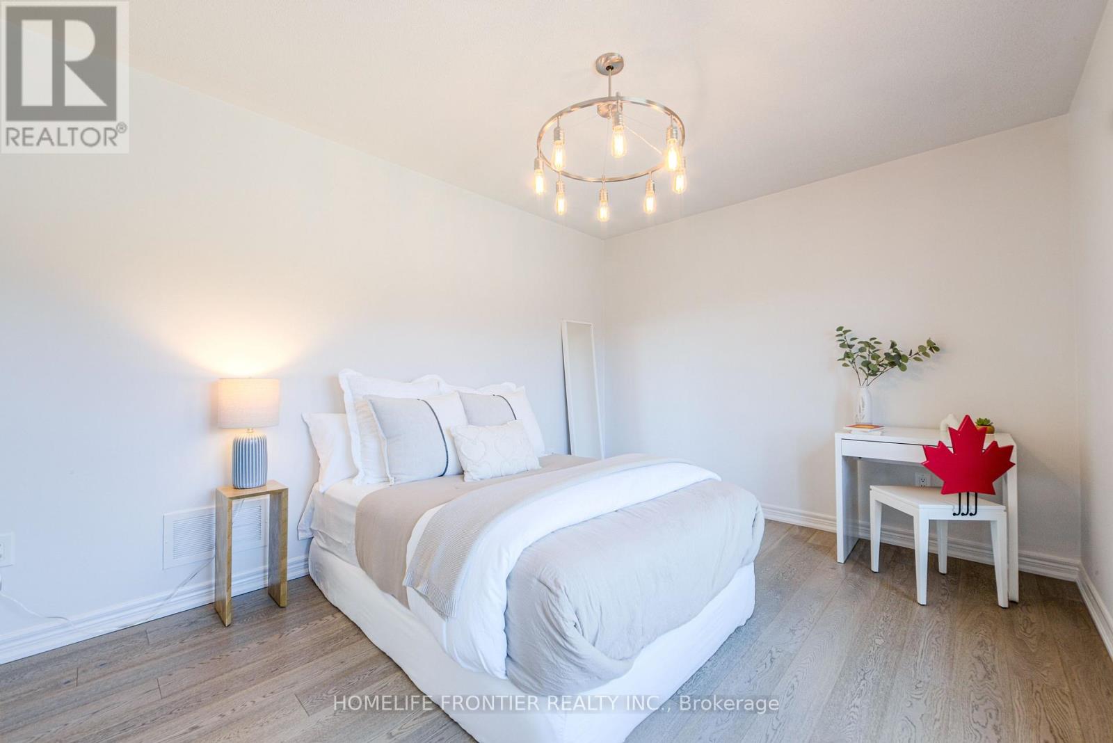 126 Forecastle Road, Vaughan, Ontario  L4K 5H7 - Photo 24 - N12989444