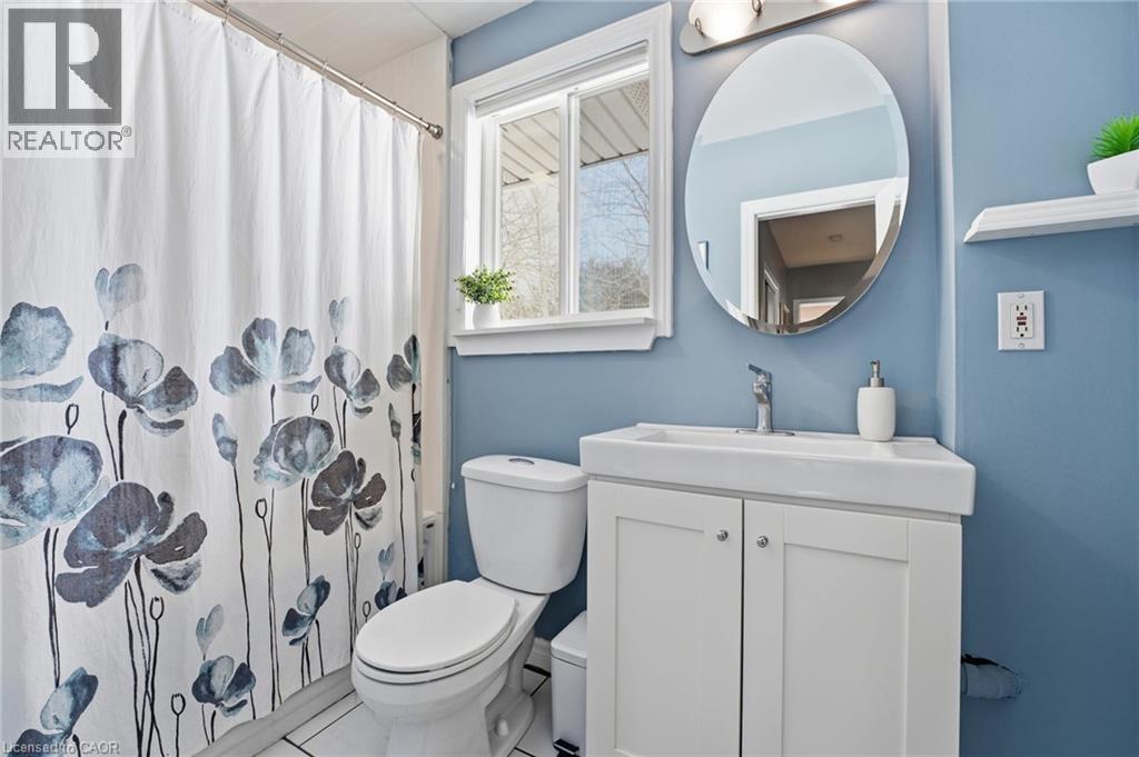 34 Carey Street, Waterdown, Ontario  L8B 0L5 - Photo 17 - 40801974