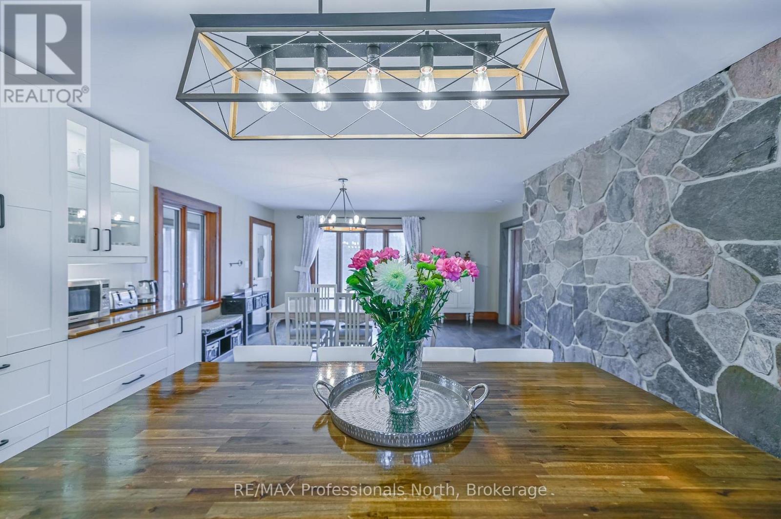 2481 North Shore Road, Algonquin Highlands, Ontario  K0M 1S0 - Photo 10 - X12995318