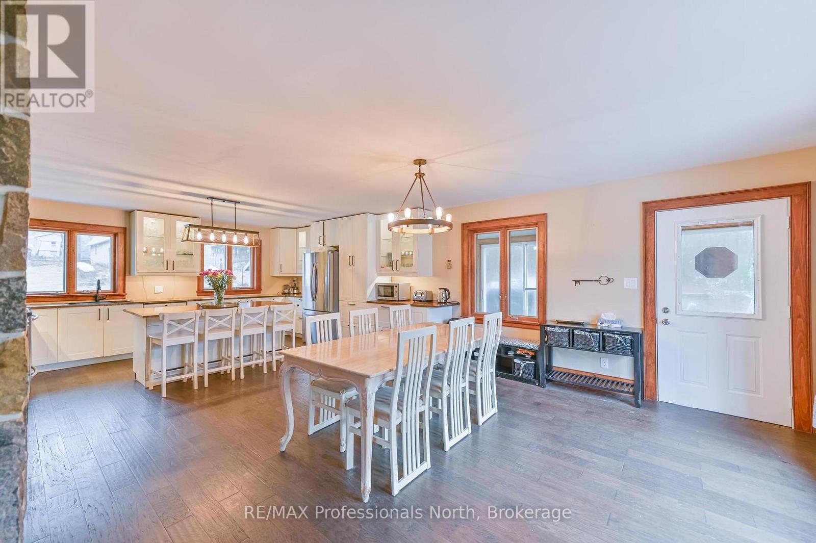 2481 North Shore Road, Algonquin Highlands, Ontario  K0M 1S0 - Photo 3 - X12995318