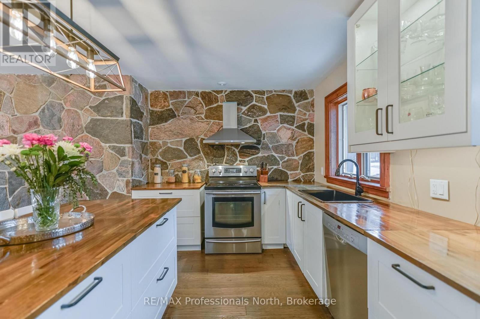 2481 North Shore Road, Algonquin Highlands, Ontario  K0M 1S0 - Photo 7 - X12995318