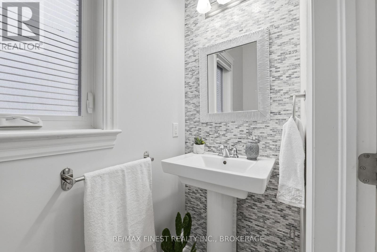 1298 Carfa Crescent, Kingston, Ontario  K7P 0M9 - Photo 7 - X12995300