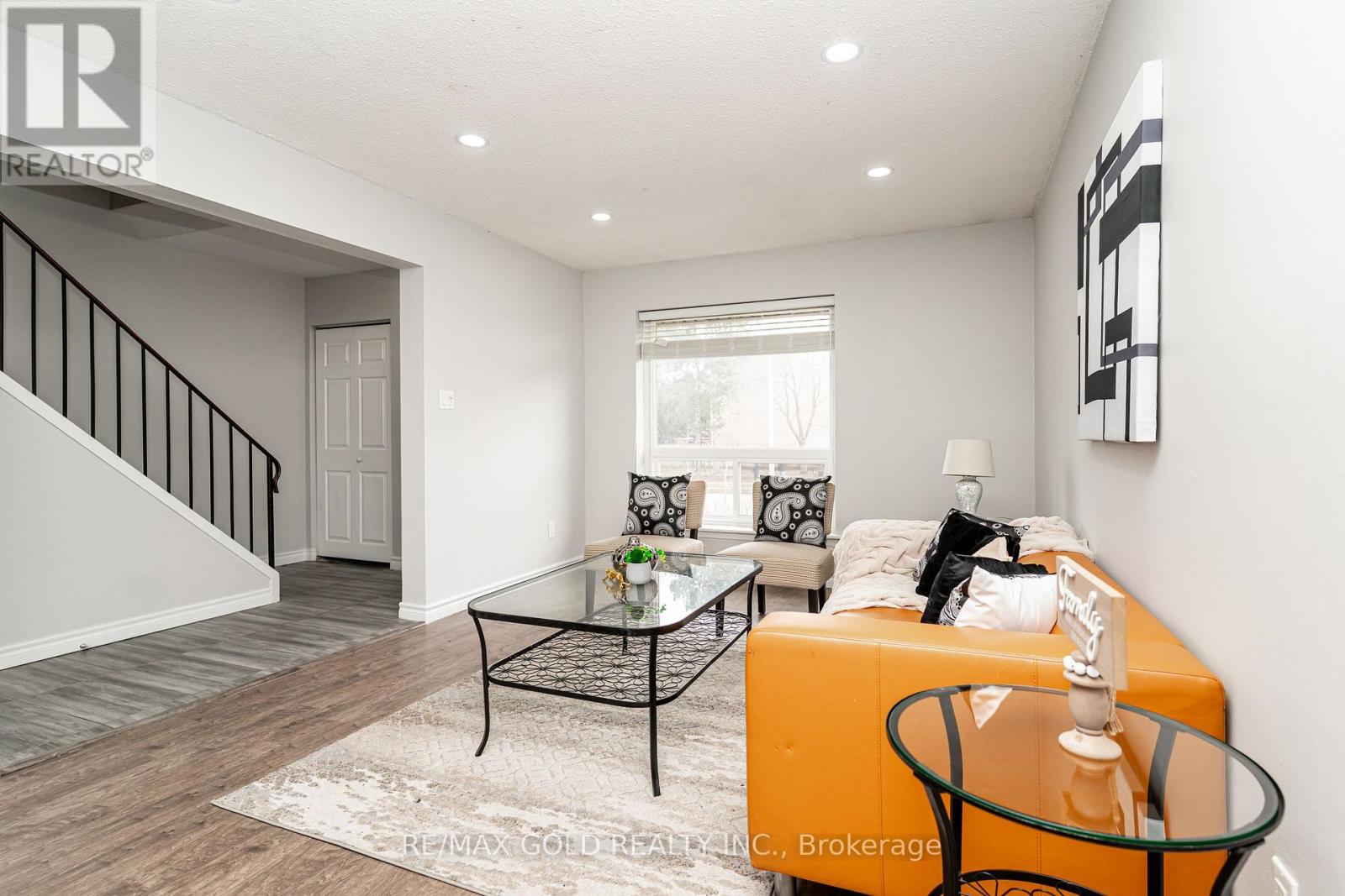 75 - 75 Mcmullen Crescent, Brampton, Ontario L6S 3M2 - Photo 9 - W12897228