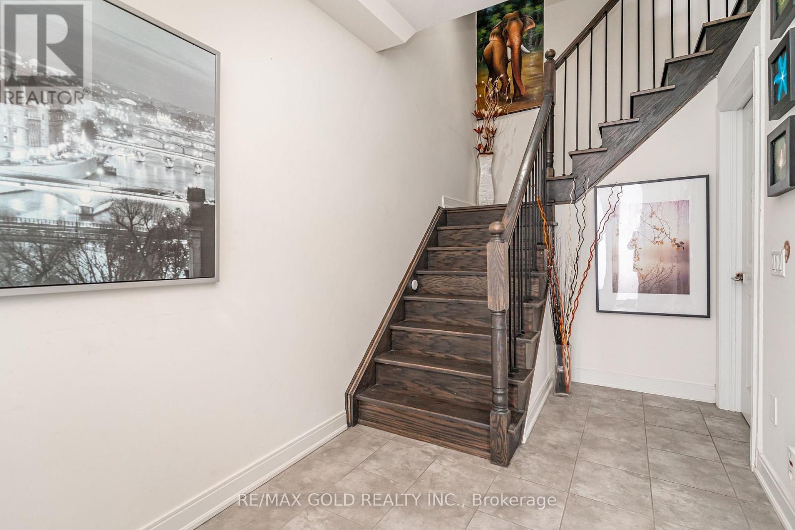 341 Veterans Drive, Brampton, Ontario  L7A 0B2 - Photo 12 - W12899004