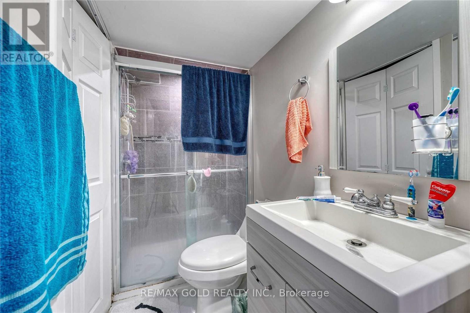 341 Veterans Drive, Brampton, Ontario  L7A 0B2 - Photo 38 - W12899004