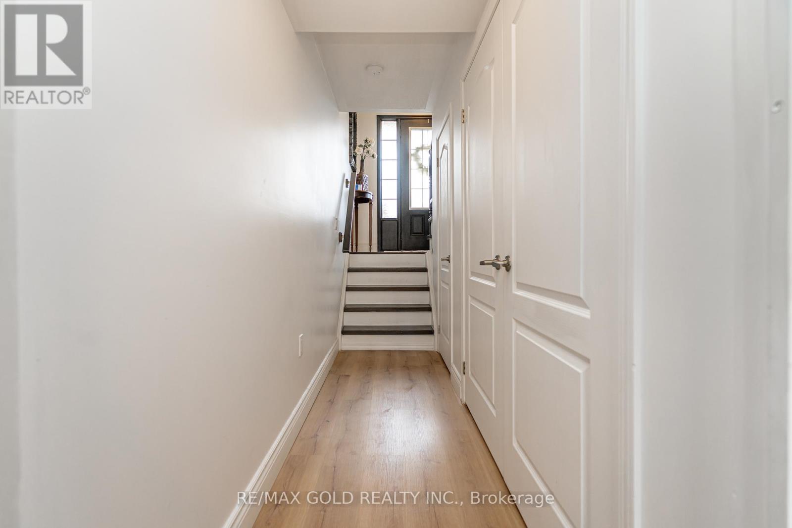 84 Vanhorne Close, Brampton, Ontario  L7A 0X9 - Photo 26 - W12925062