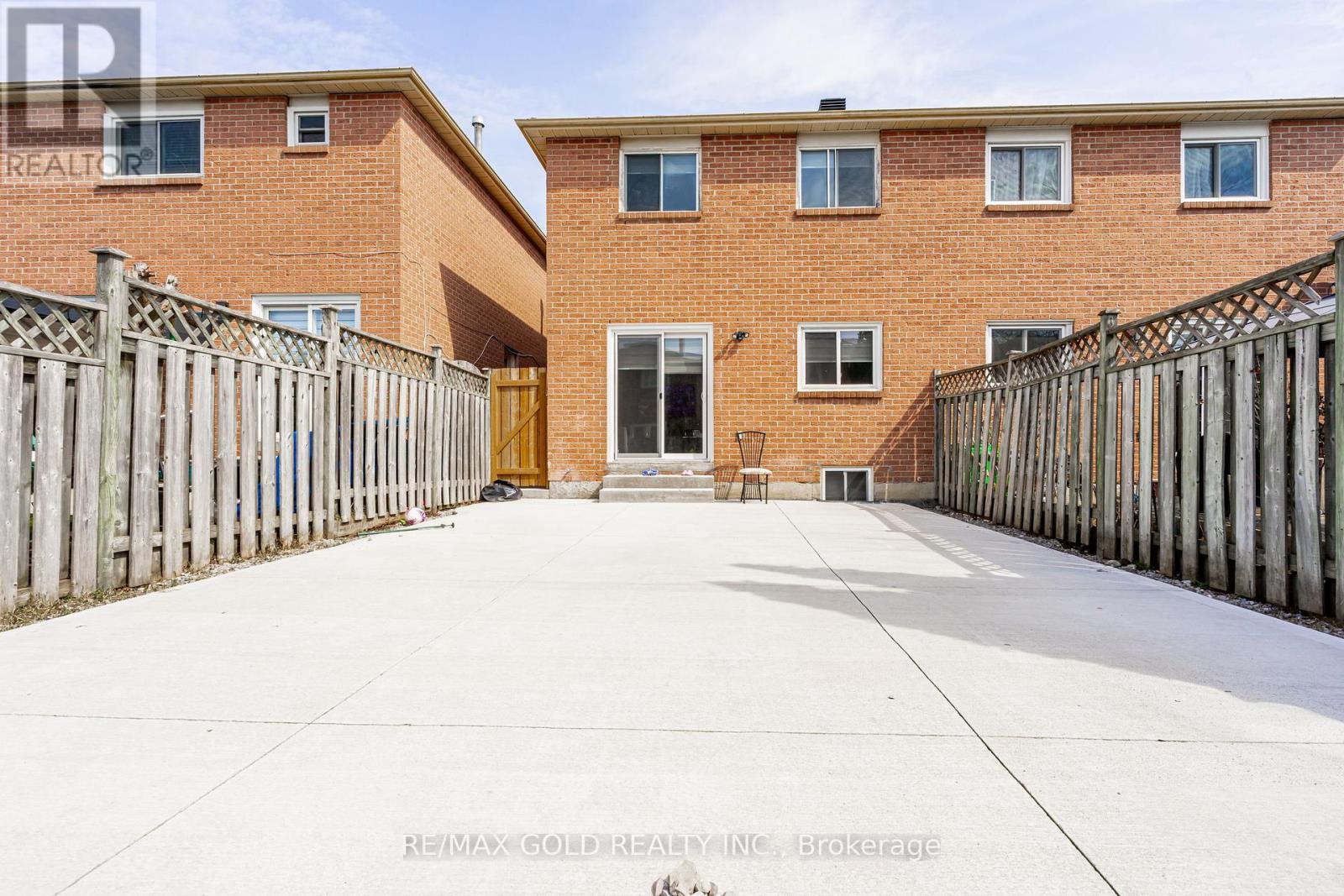 28 Silverstream Road, Brampton, Ontario  L6Z 3W5 - Photo 32 - W12943874