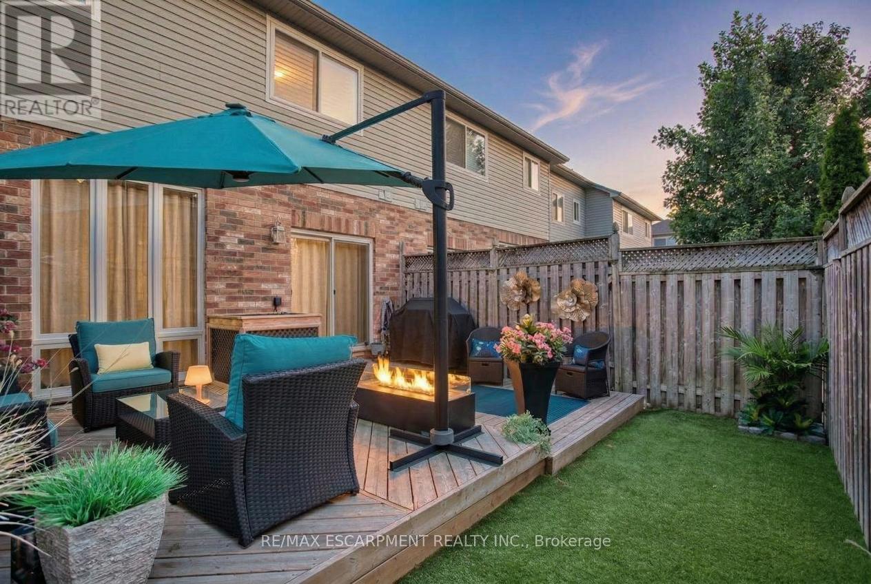 5317 Applegarth Drive, Burlington, Ontario  L7L 7E3 - Photo 39 - W12970038