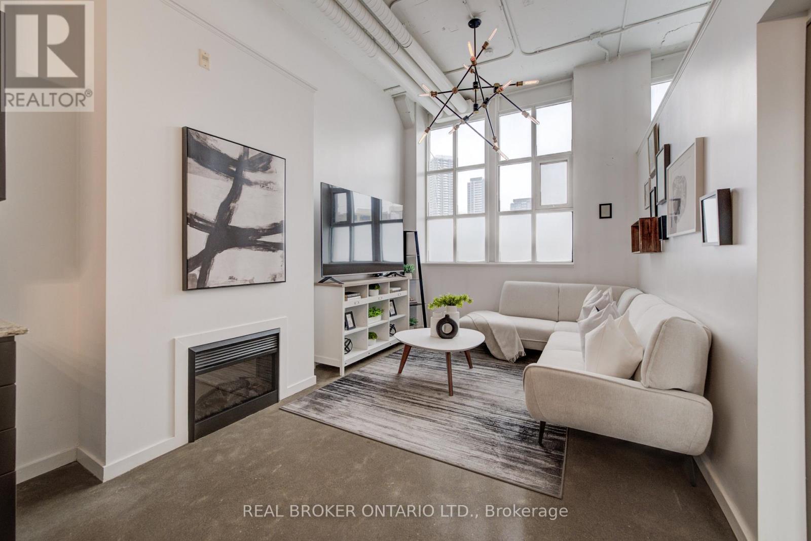 126 - 410 KING STREET W, Kitchener, Ontario