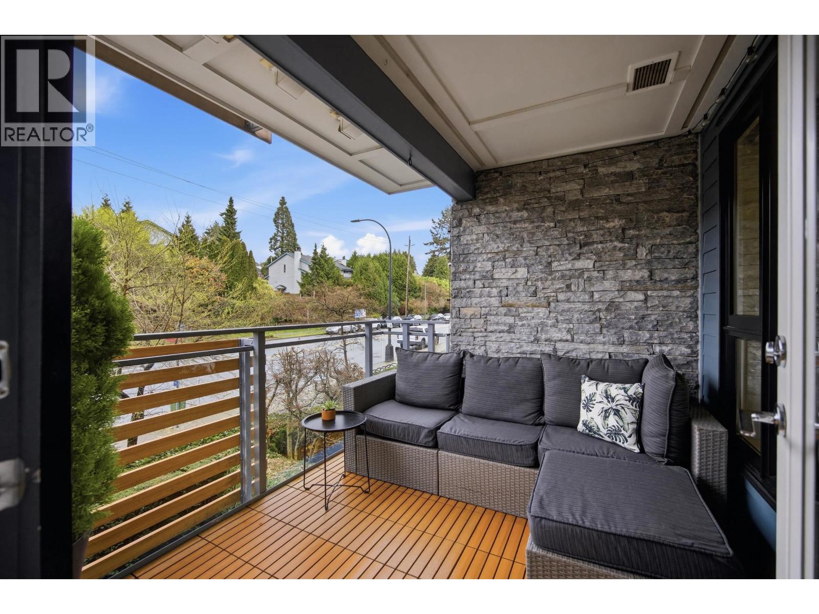 209 221 E 3rd Street, North Vancouver, British Columbia  V7L 0C1 - Photo 21 - R3111050