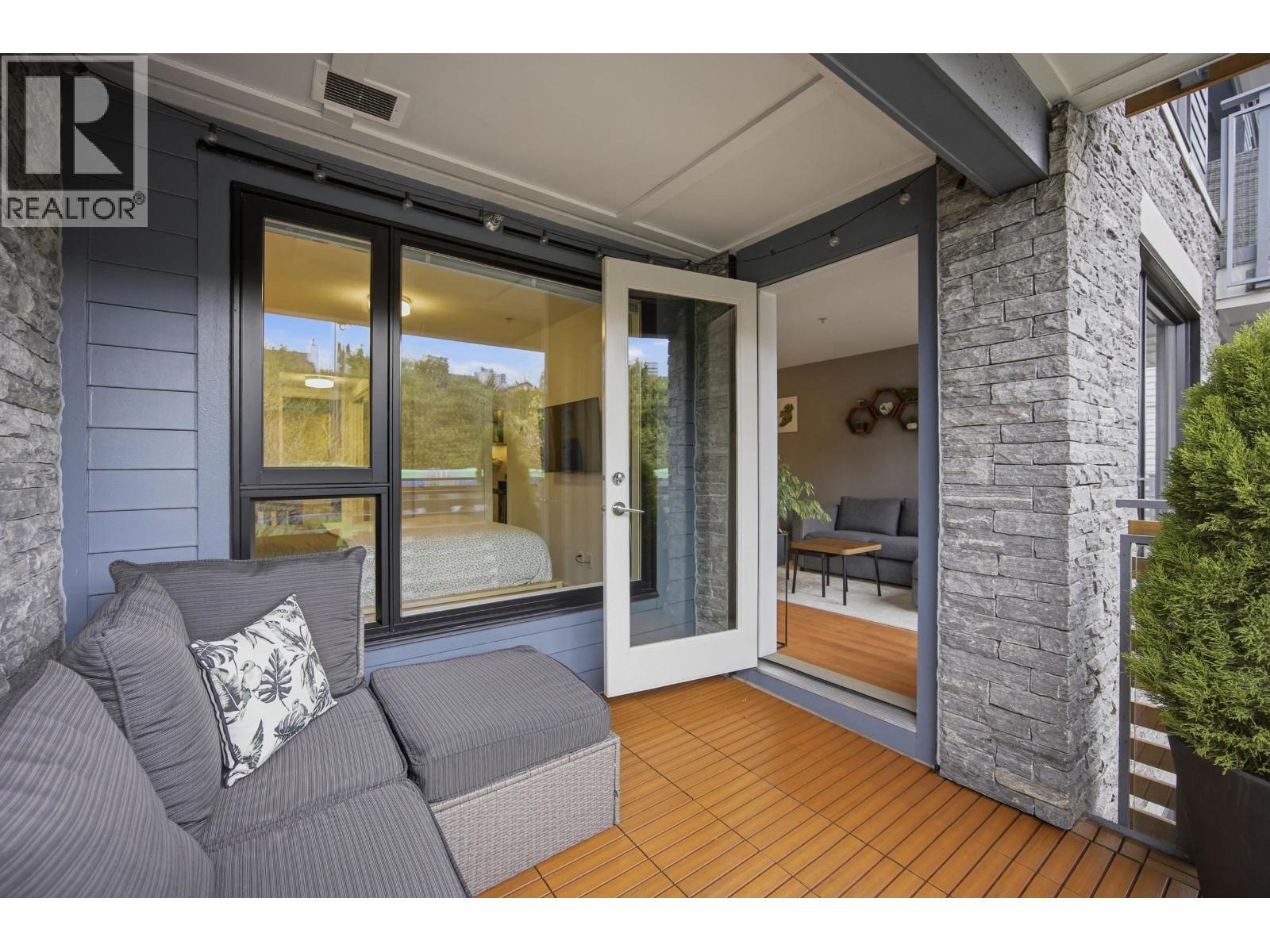 209 221 E 3rd Street, North Vancouver, British Columbia  V7L 0C1 - Photo 22 - R3111050