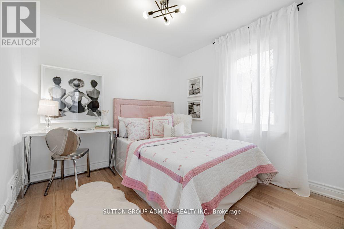 248 Sandringham Drive, Toronto, Ontario M3H 1G3 - Photo 24 - C12995220