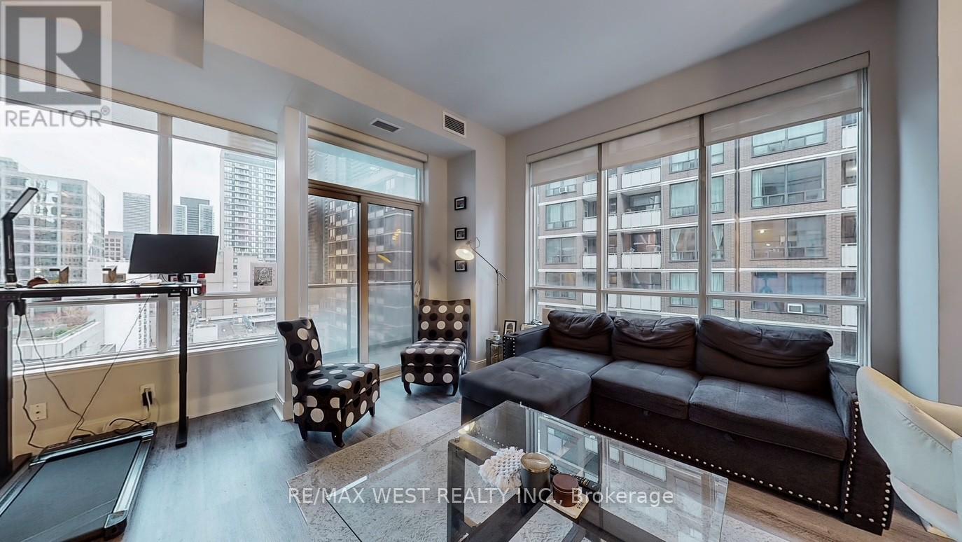 1202 - 21 Balmuto Street, Toronto, Ontario  M4Y 1W4 - Photo 6 - C12995250