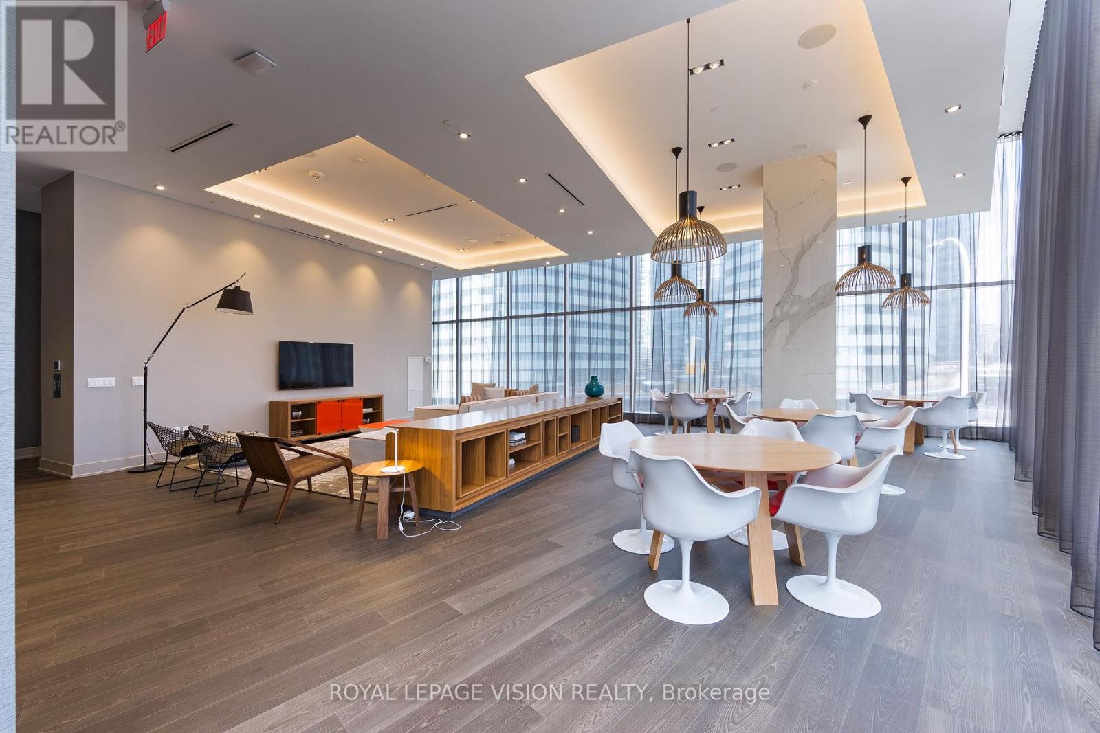 5813 - 10 York Street, Toronto, Ontario  M5J 0E1 - Photo 13 - C12995254