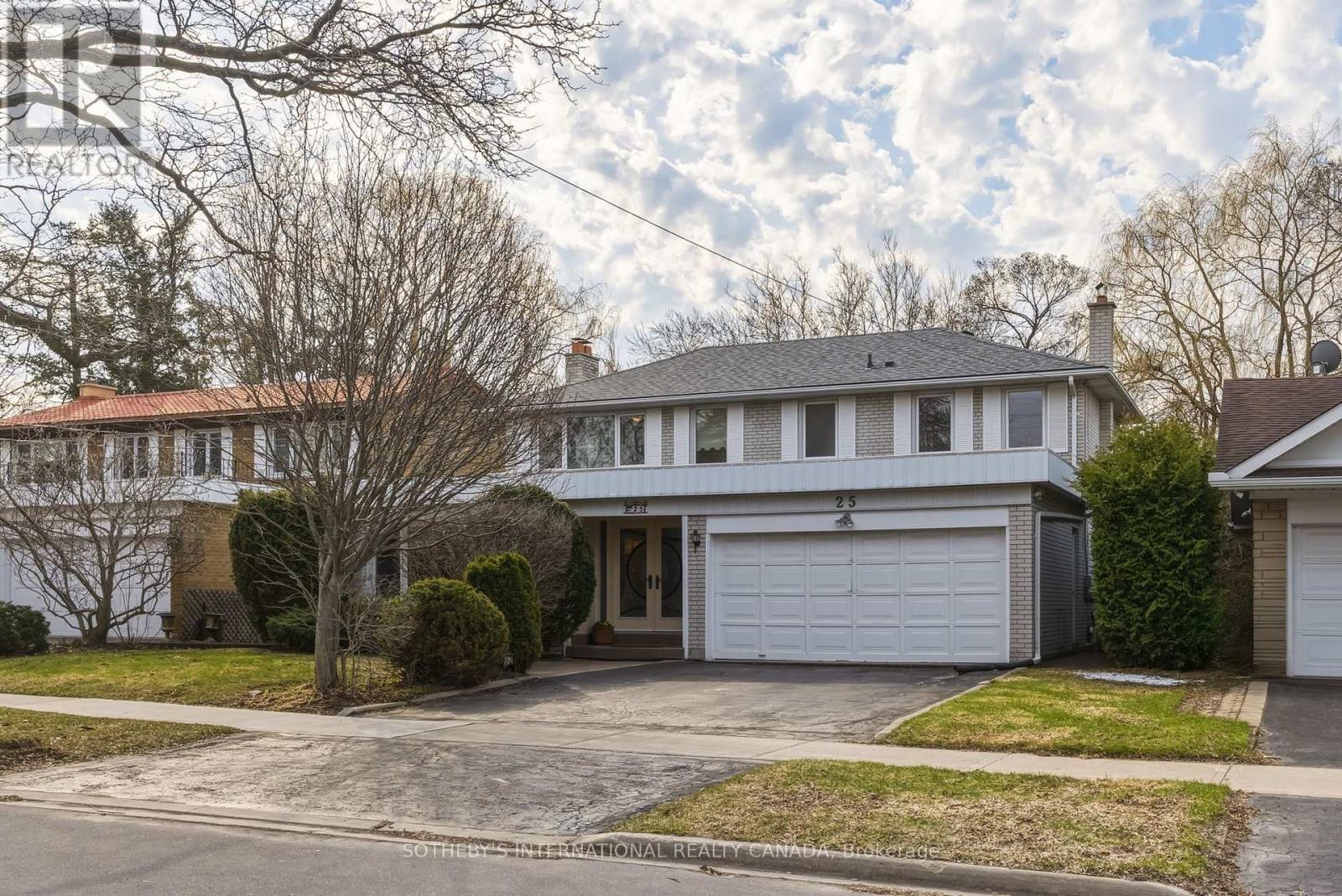 25 Sawley Drive, Toronto, Ontario  M2K 2J3 - Photo 2 - C12995282