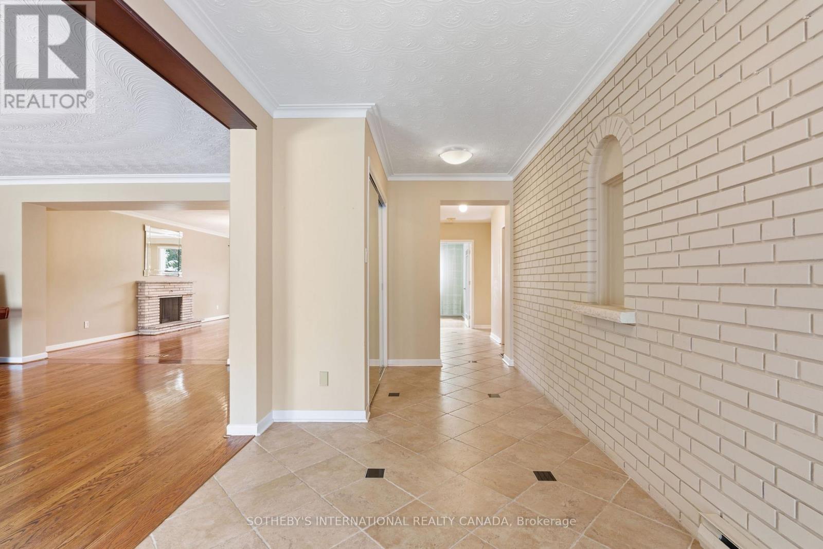 25 Sawley Drive, Toronto, Ontario  M2K 2J3 - Photo 5 - C12995282