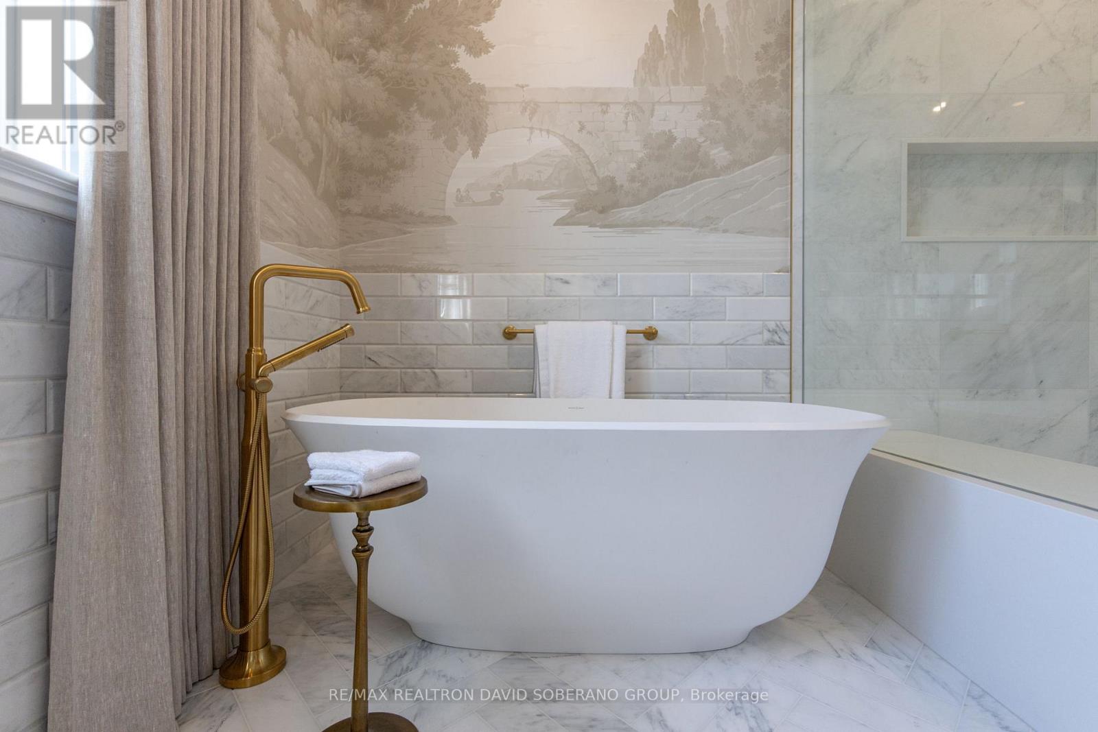 3 Dunsmore Gardens, Toronto, Ontario  M3H 3M1 - Photo 25 - C12995296