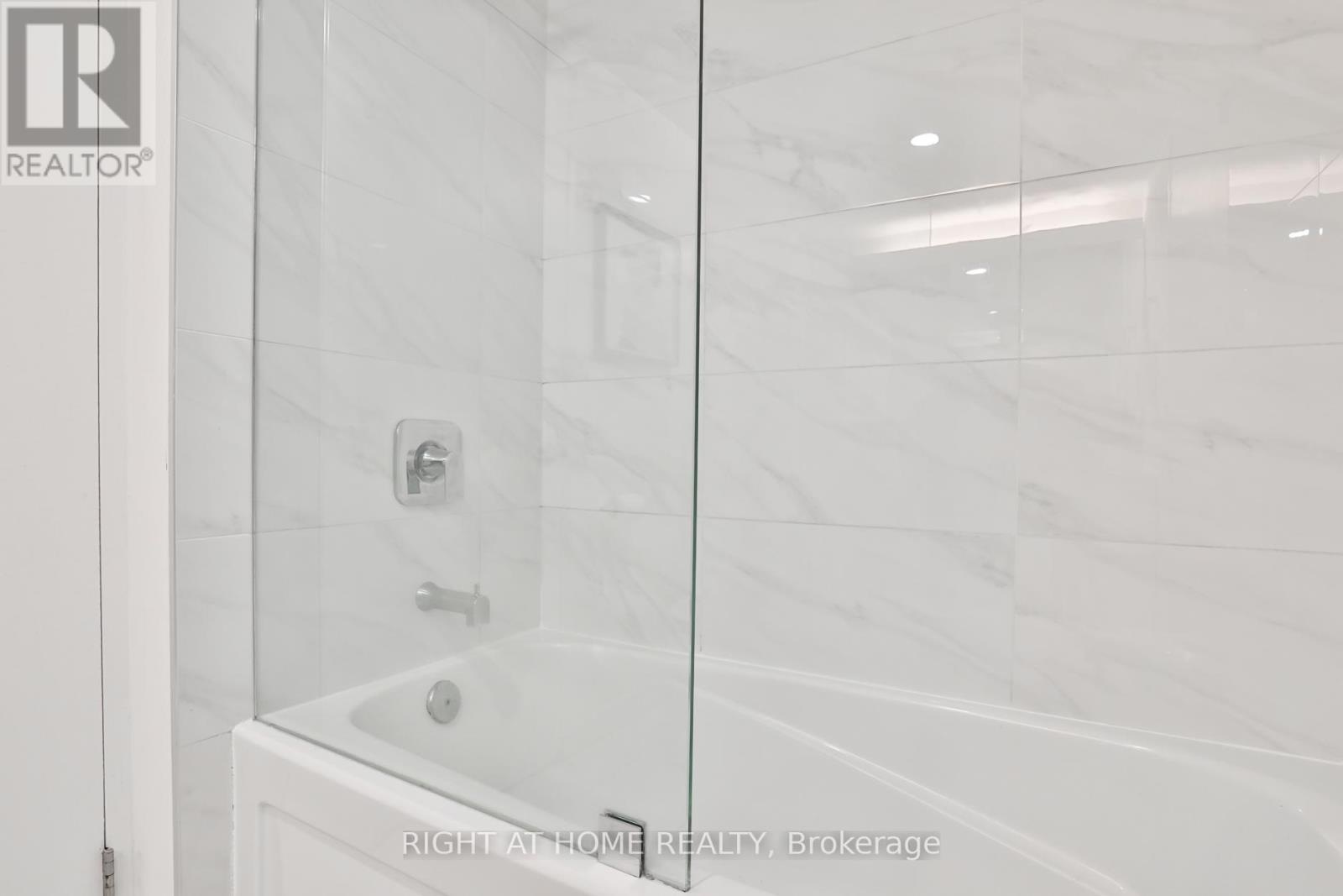 613 - 1005 King Street W, Toronto, Ontario  M6K 3M8 - Photo 13 - C12995306