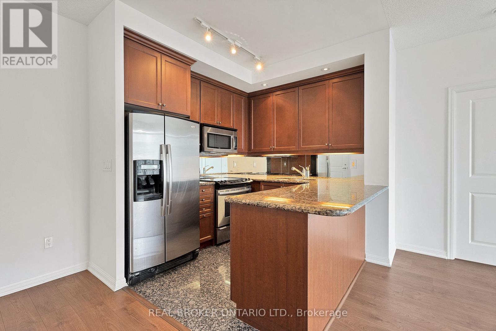2603 - 628 Fleet Street, Toronto, Ontario  M5V 1A8 - Photo 6 - C12995312