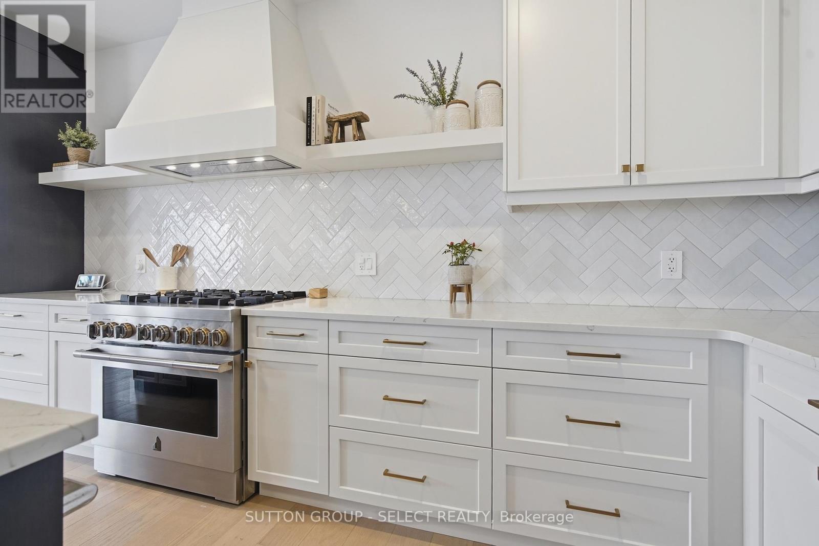 Photo 19 of 48 for 1886 Fountain Grass Drive