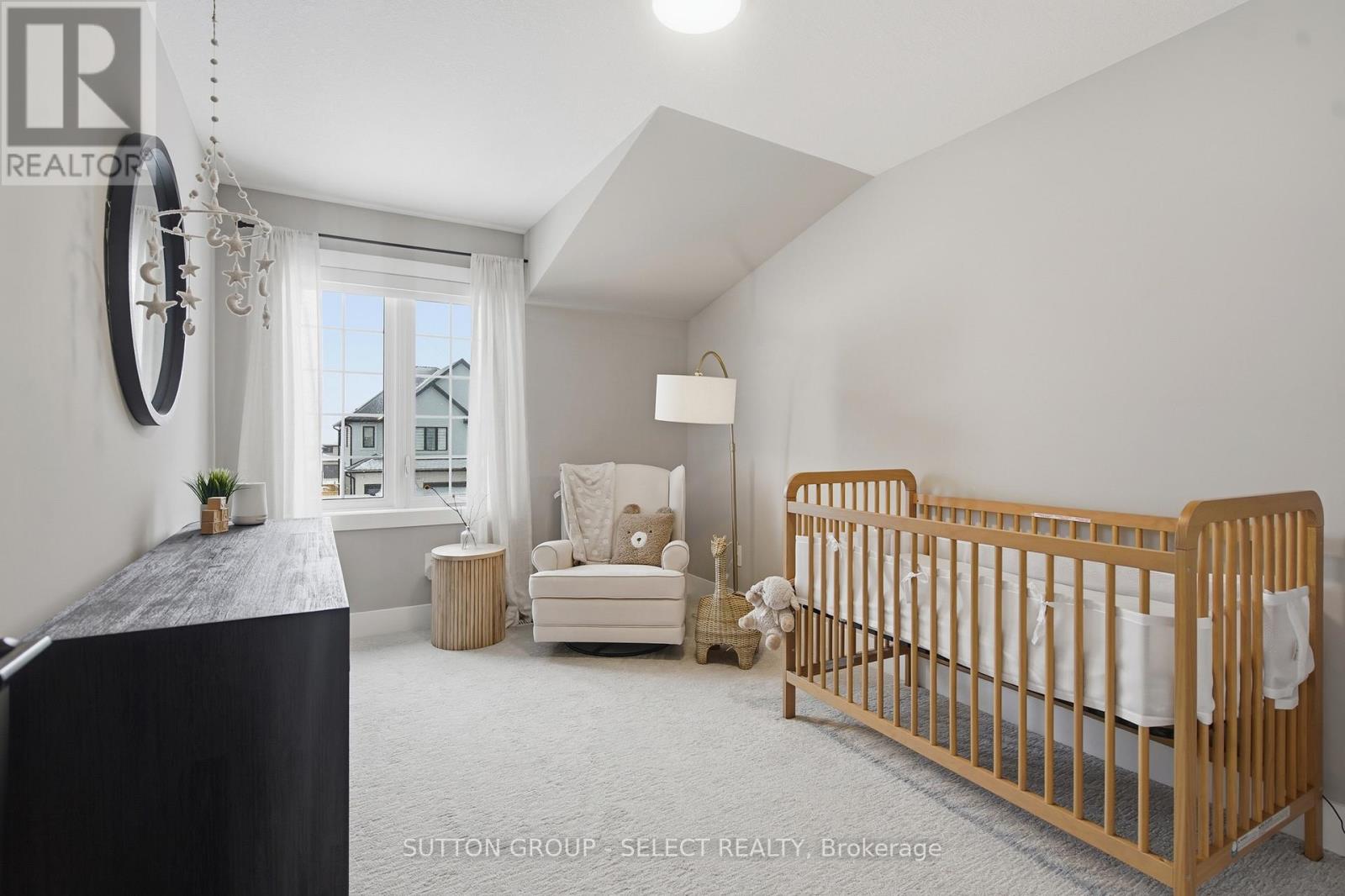 1886 Fountain Grass Drive, London South, Ontario  N6K 0K7 - Photo 29 - X12983280