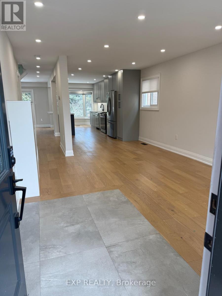 1143 Beaver Valley Crescent, Oshawa, Ontario L1J 8N3 - Photo 3 - E12995284