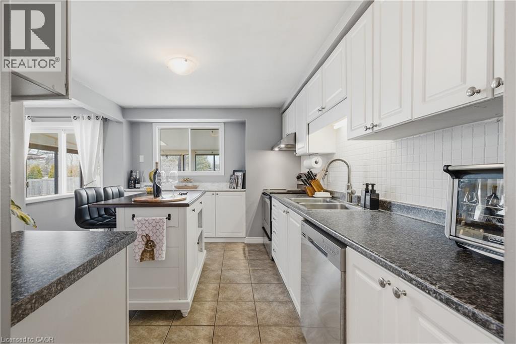 160 Carter Crescent, Cambridge, Ontario  N1R 6A9 - Photo 5 - 40819895