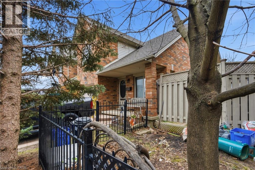 189 Livingston Avenue, Grimsby, Ontario  L3M 5M3 - Photo 2 - 40818970